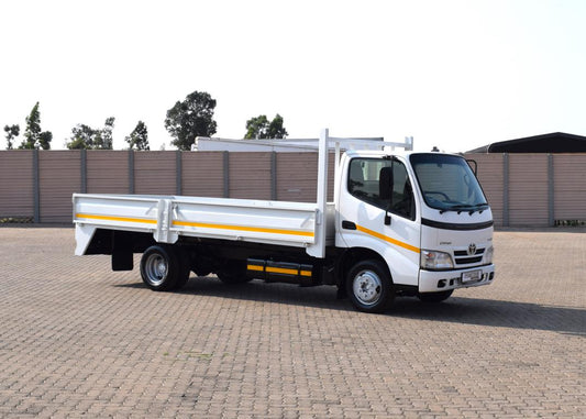 2016 Toyota Dyna 4-093 Dropside Driving School Truck