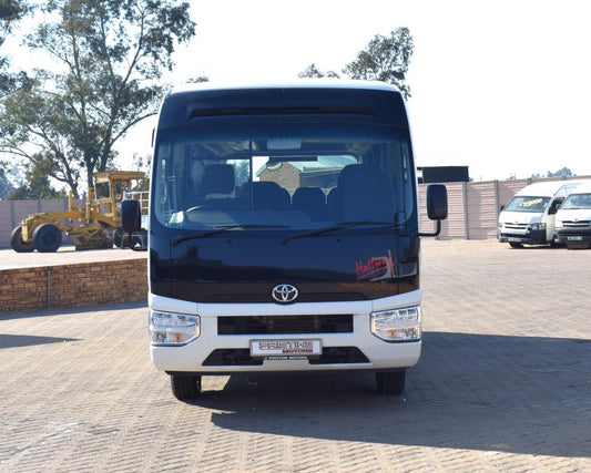 2025 Toyota Coaster 2.8D GL A/T