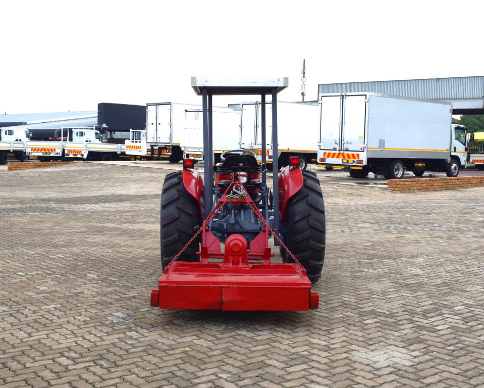 Massey Ferguson 135 Tractor
