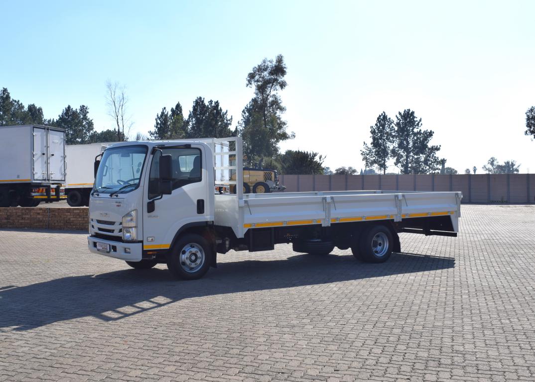 2024 Isuzu NQR 500 AMT Dropside truck