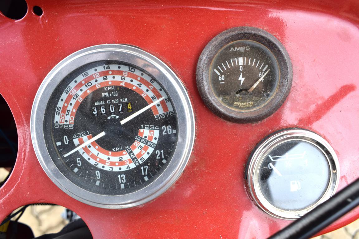 Massey Ferguson 135 Tractor