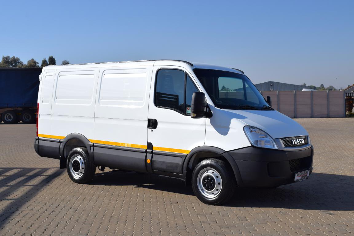 2011 Iveco Daily 35 S12V12 PANEL VAN
