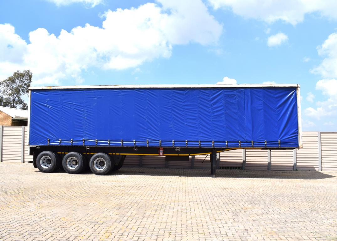 2015 SSH Body Tri Axle Semi Trailer