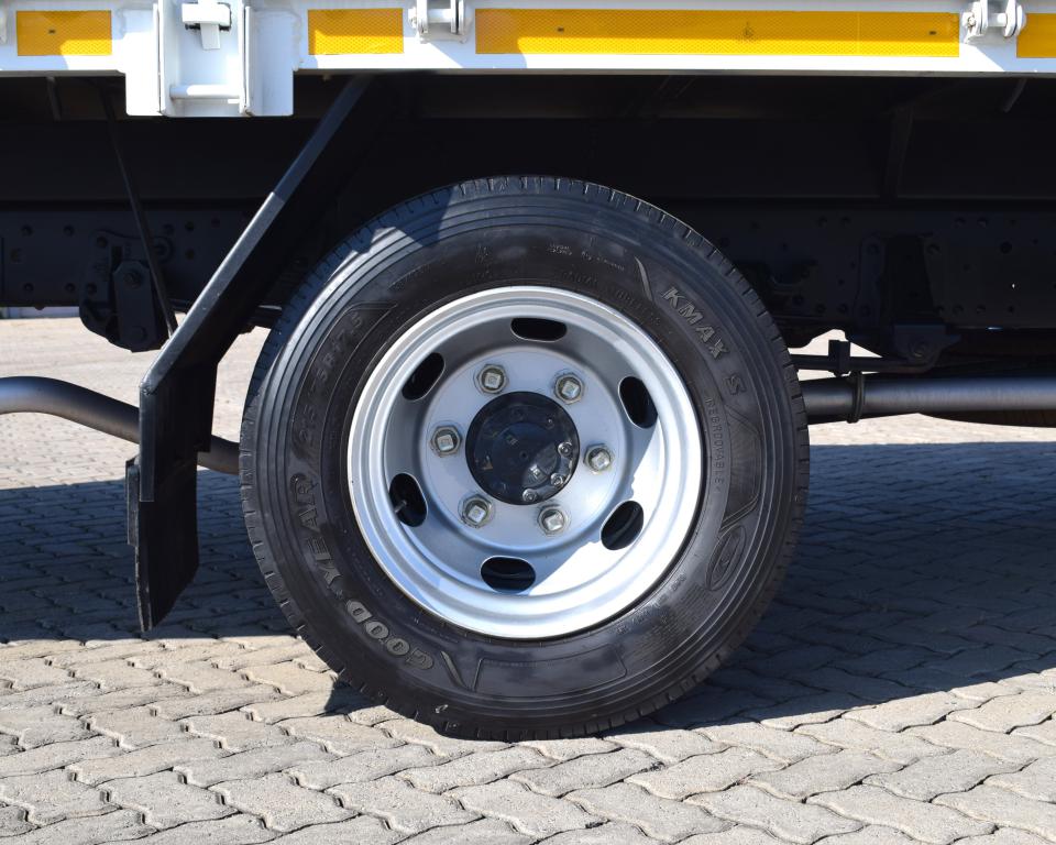 2024 Isuzu NQR 500 AMT Dropside truck