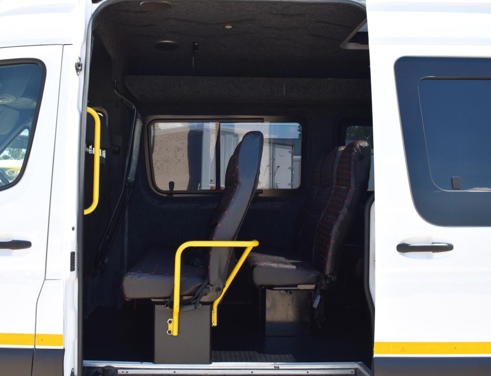 2022 MERCEDES BENZ Sprinter 516 CDI 23-SEATER