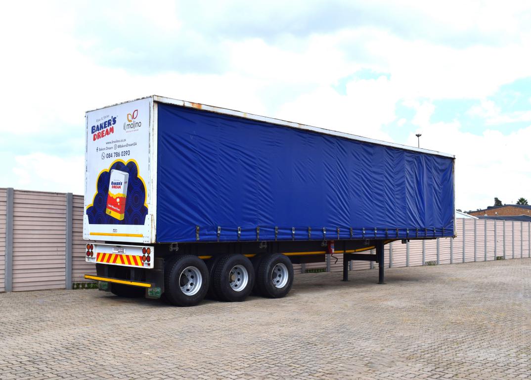 2015 SSH Body Tri Axle Semi Trailer