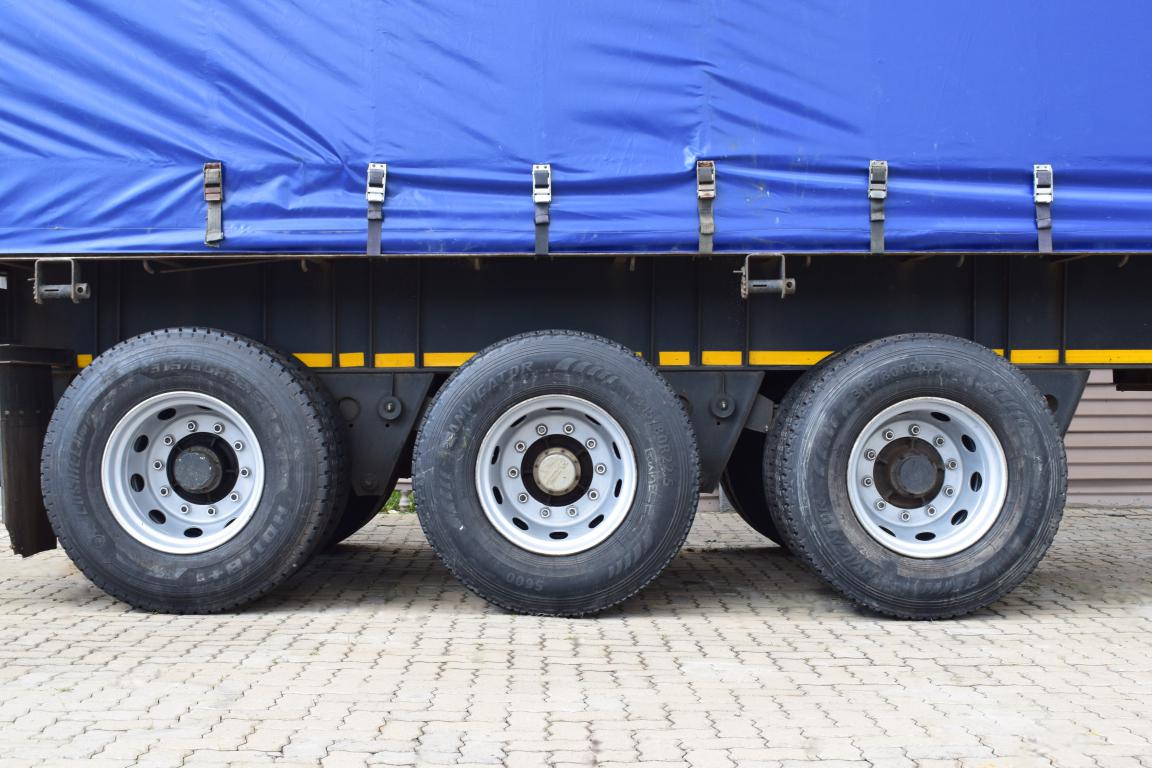 2015 SSH Body Tri Axle Semi Trailer