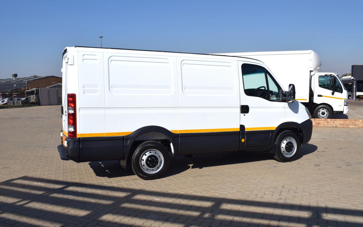 2011 Iveco Daily 35 S12V12 PANEL VAN