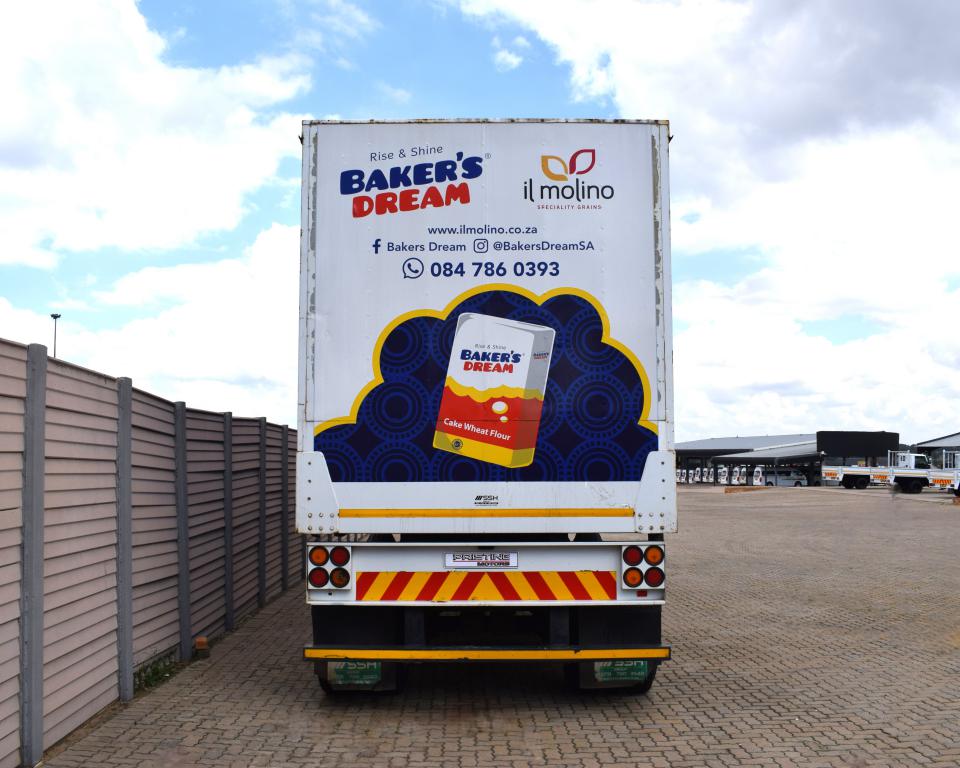 2015 SSH Body Tri Axle Semi Trailer