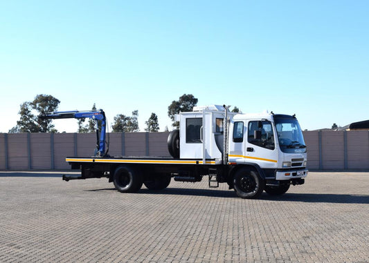 2013 Isuzu FSR 700 CRANE TRUCK
