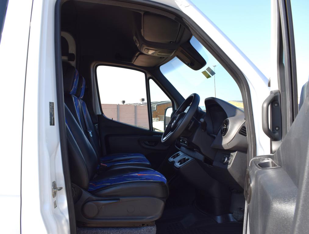 2021 MERCEDES BENZ Sprinter 516 CDI AUTO 23-SEATER