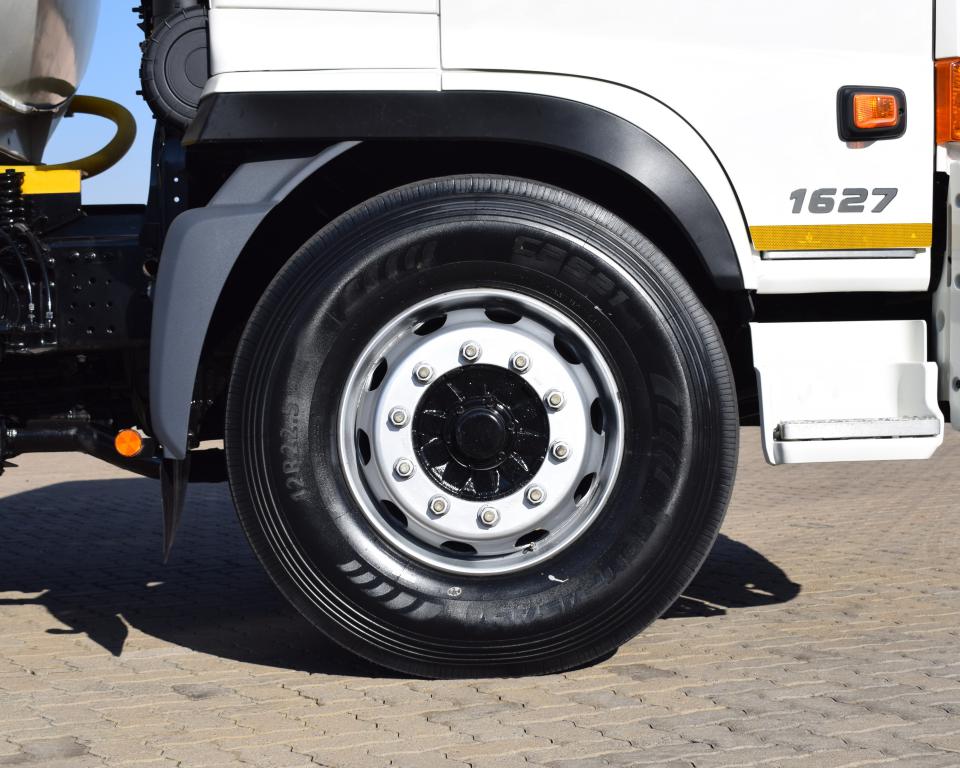 2024 Hino 500 Series 1627 WATER TANKER TRUCK
