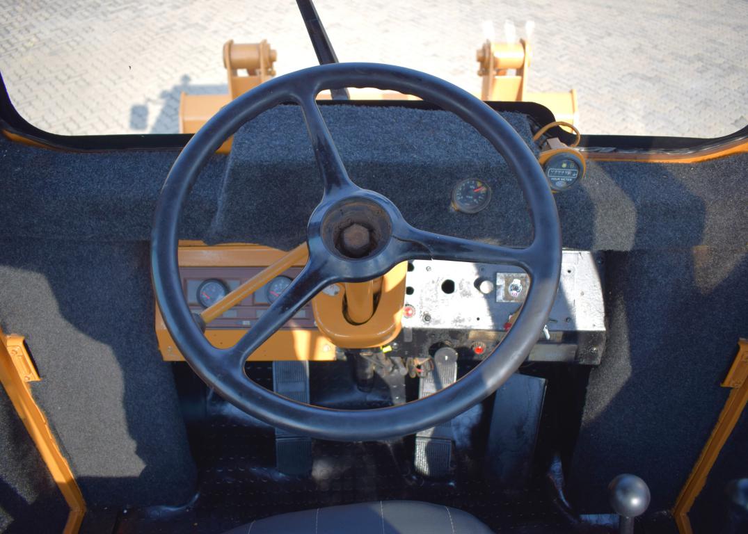 Case W20B Wheel Loader