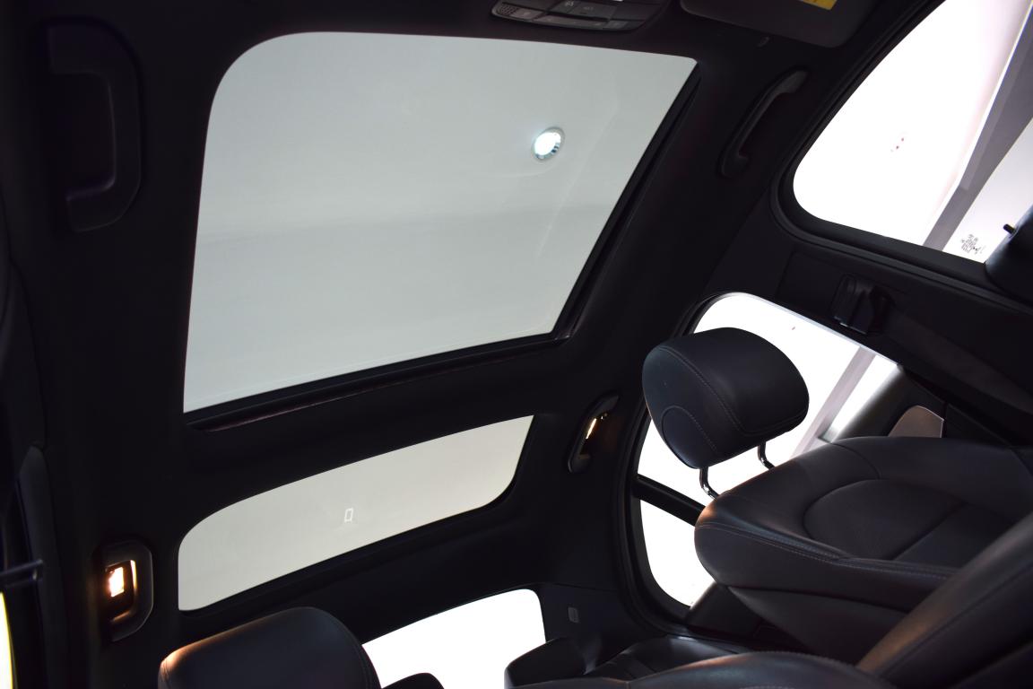 2016 Mercedes-Benz C-Class C250 AMG Line