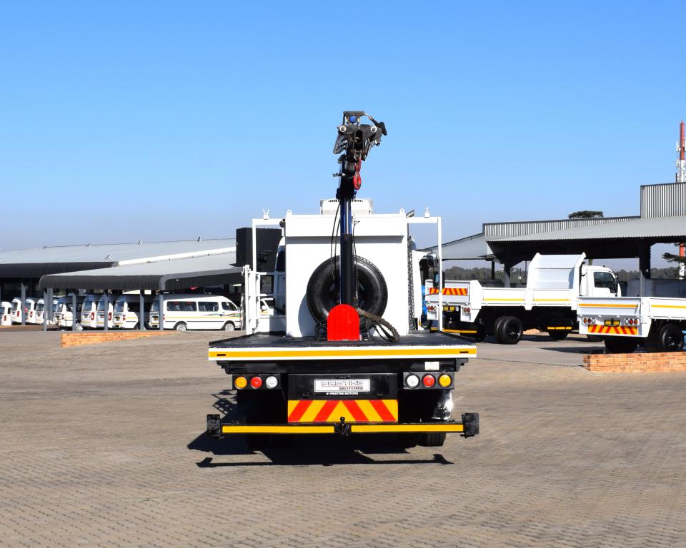 2013 Isuzu FSR 700 CRANE TRUCK