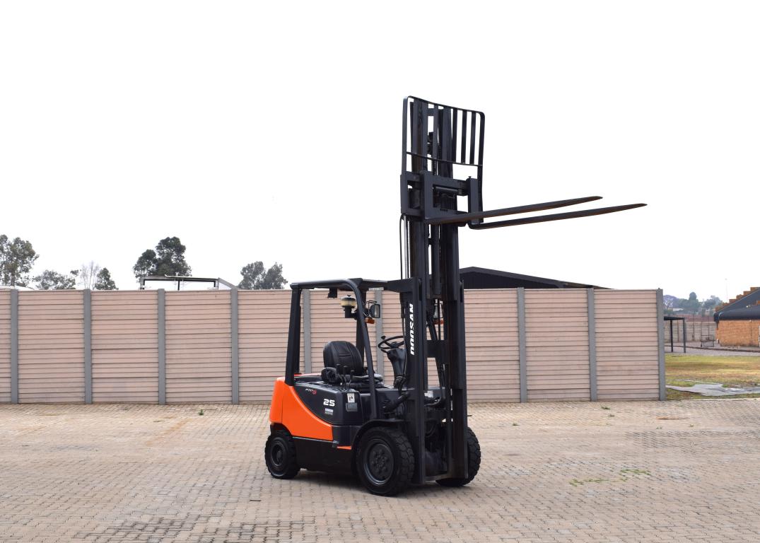 2010 Doosan D25 S-5 Forklift