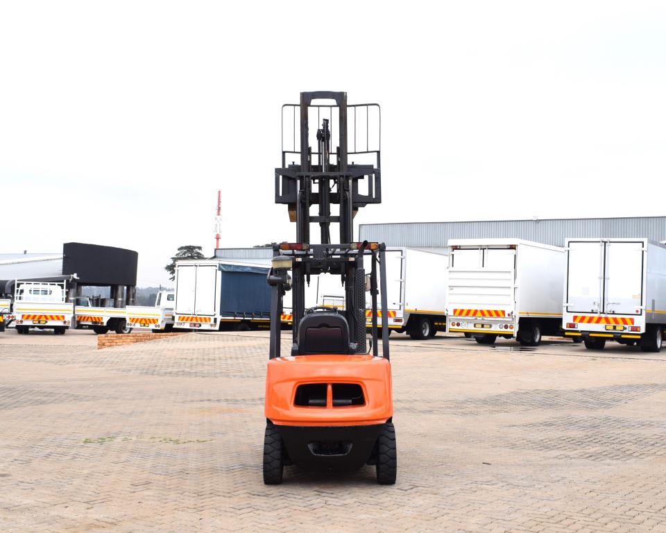 2010 Doosan D25 S-5 Forklift