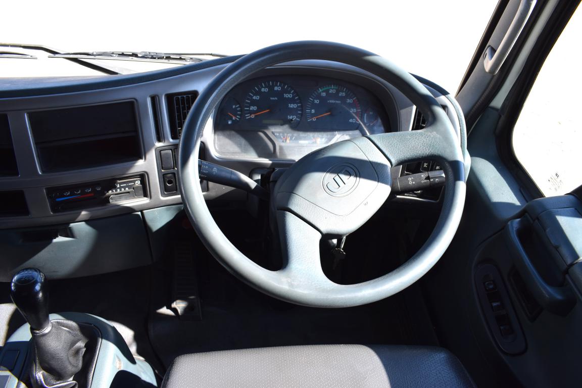 2012 Nissan UD 90 Volume Body Truck