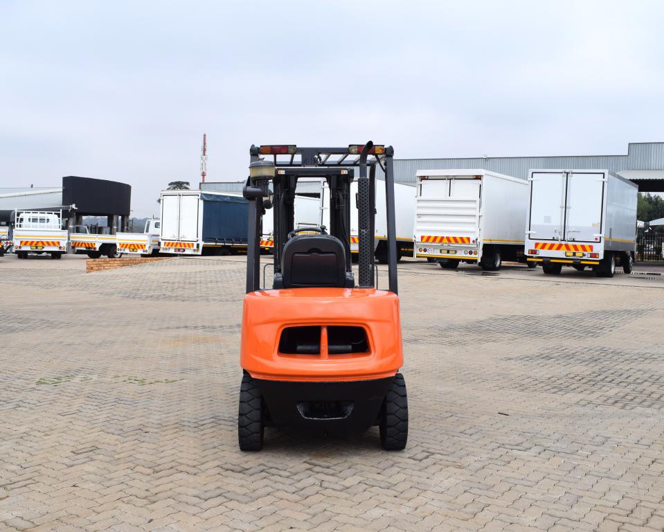 2010 Doosan D25 S-5 Forklift
