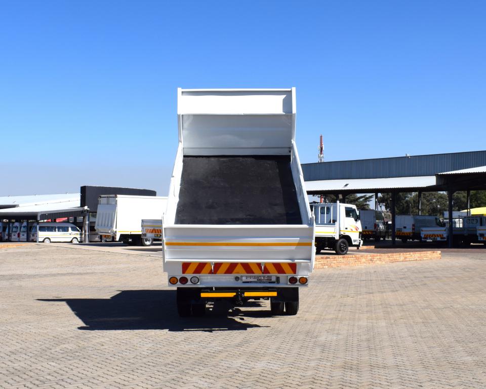 2012 Isuzu NPS 300 CREW CAB 4X4 TIPPER TRUCK