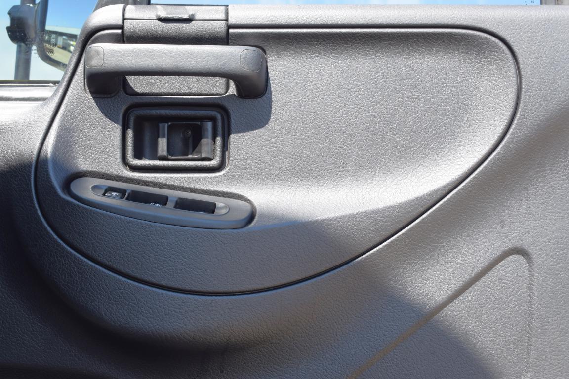 2024 UD KUZER RKE 150 VOLUME BODY TRUCK