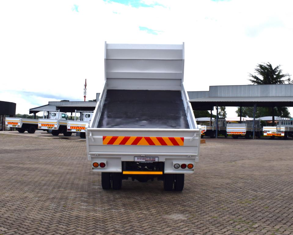 2017 Hino 300 Series 714 SWB (AX3) Tipper Truck