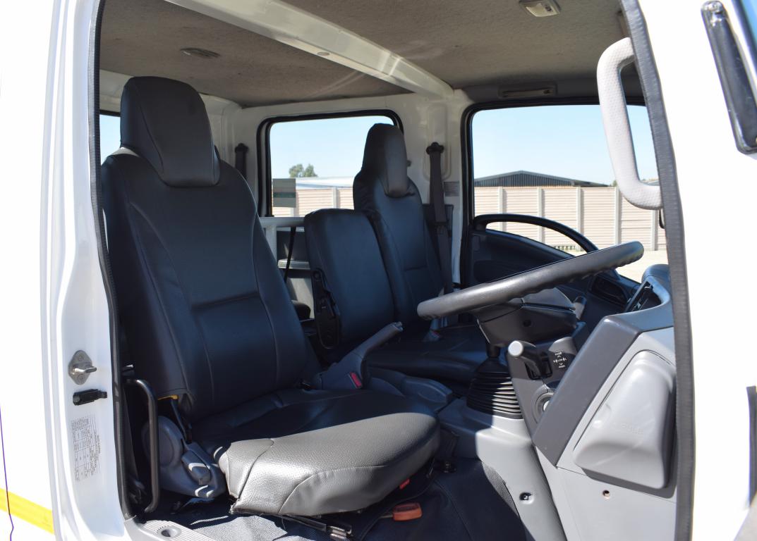 2012 Isuzu NPS 300 CREW CAB 4X4 TIPPER TRUCK