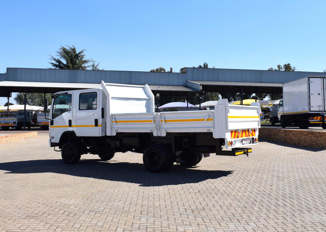 2012 Isuzu NPS 300 CREW CAB 4X4 TIPPER TRUCK