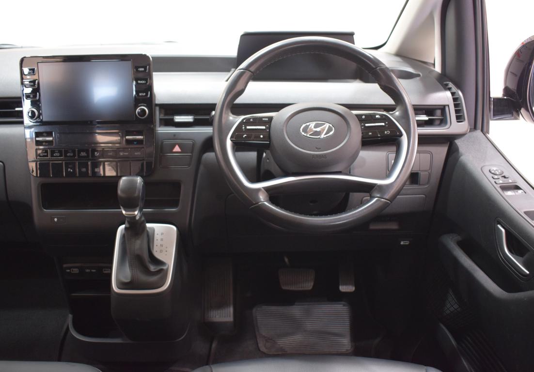 2023 Hyundai Staria 2.2D Executive 9-seater