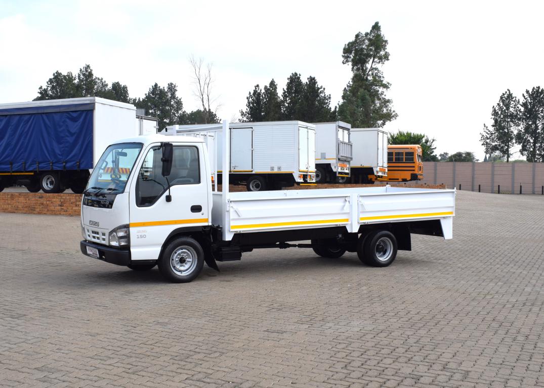 2006 Isuzu NHR 150 Dropside Driving School Truck