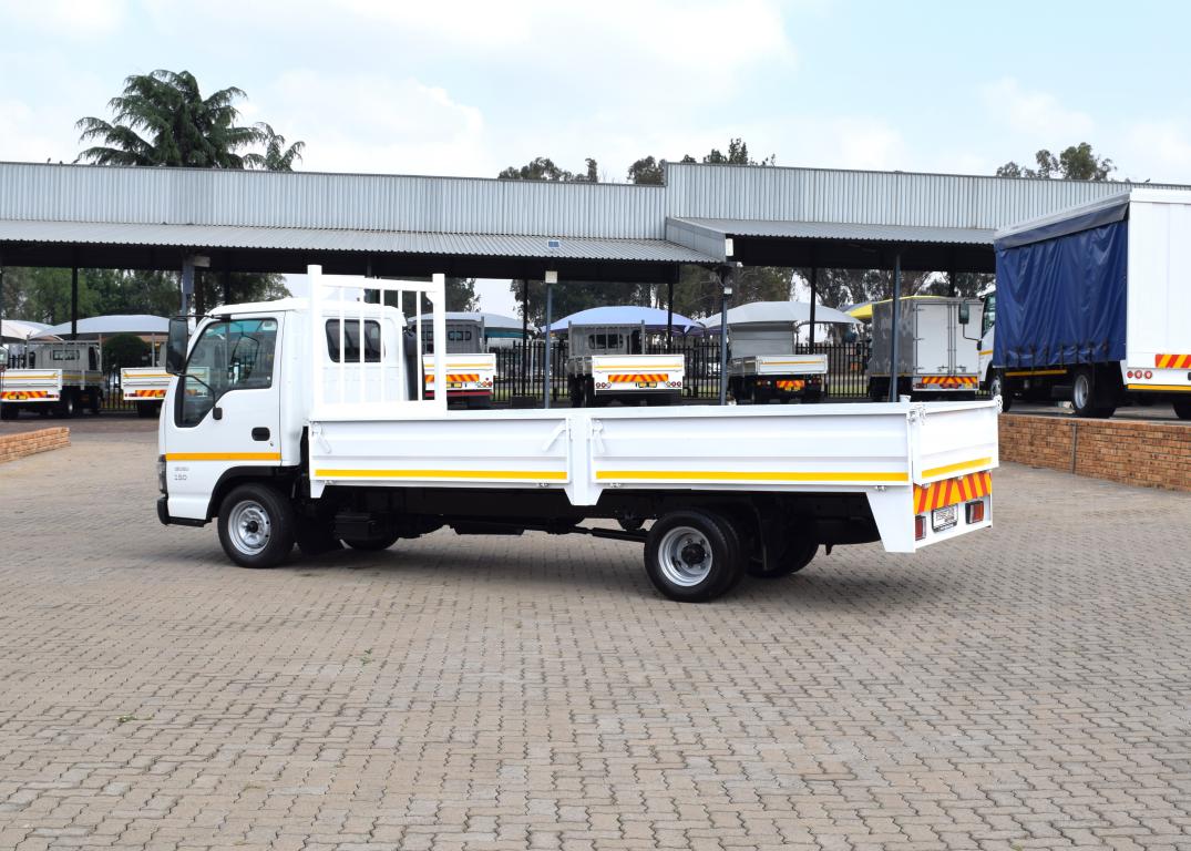 2006 Isuzu NHR 150 Dropside Driving School Truck
