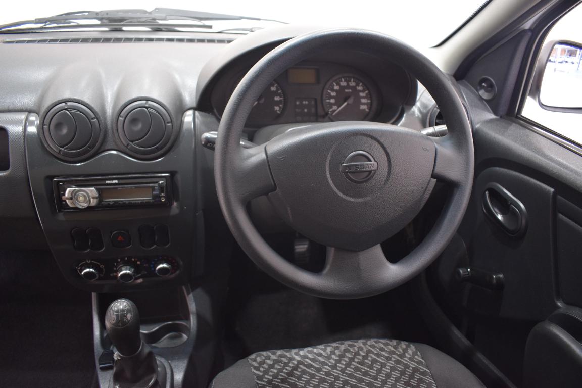 2018 Nissan NP200 1.6i (aircon)