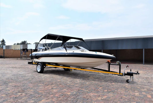 2000 Classice Powered 225 HP Boat And Trailer