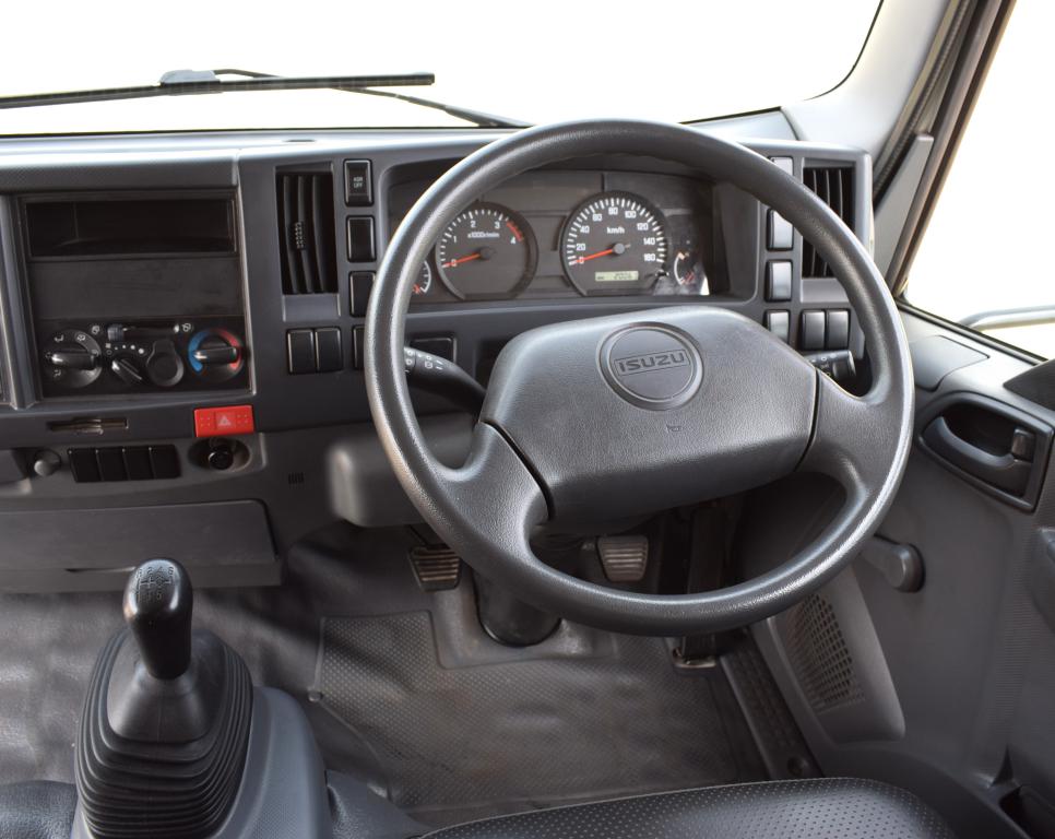 2020 Isuzu NPR 300 VOLUME BODY TRUCK