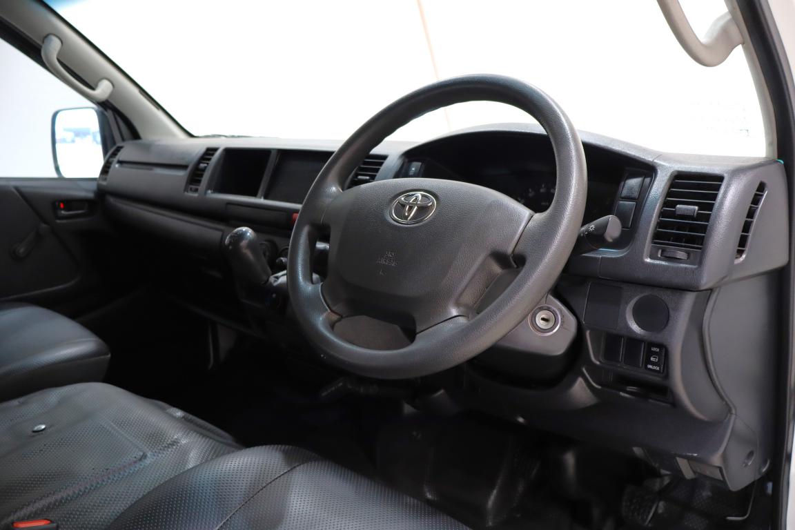 2024 Toyota Quantum 2.5D-4D Sesfikile