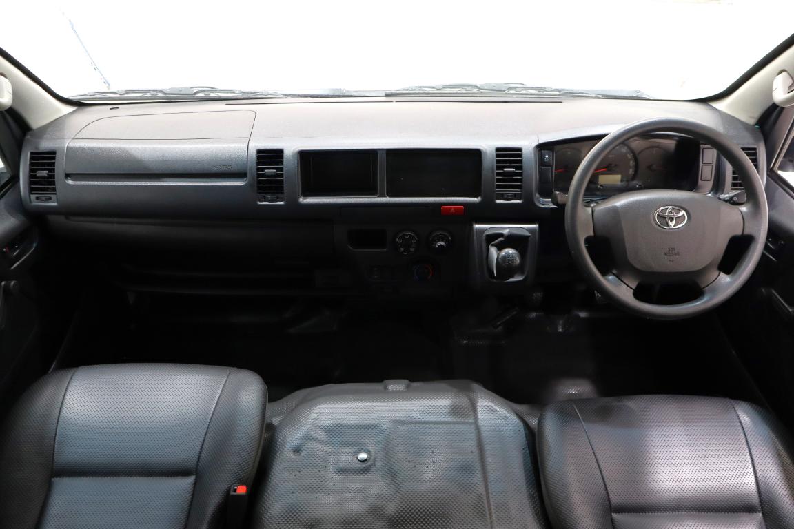 2024 Toyota Quantum 2.5D-4D Sesfikile