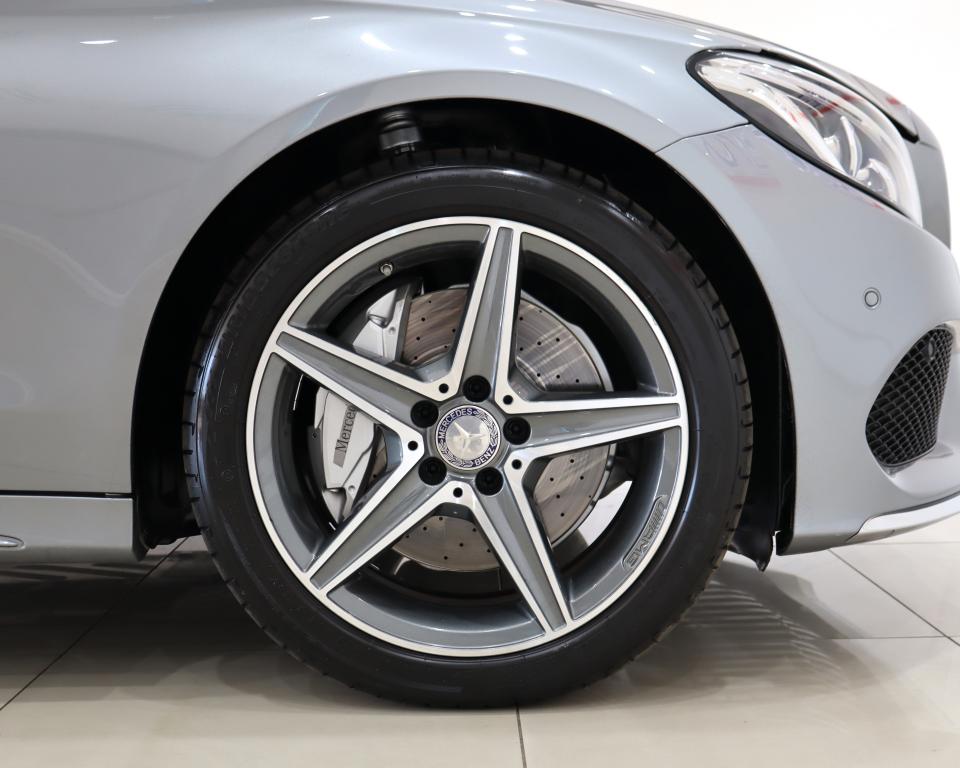 2016 Mercedes-Benz C-Class C250 AMG Line