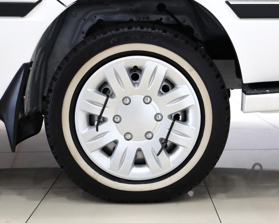 2025 Golden Dragon Ikumbi 2.2i 14-Seater