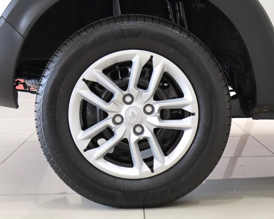 2025 Renault Triber 1.0 Dynamique