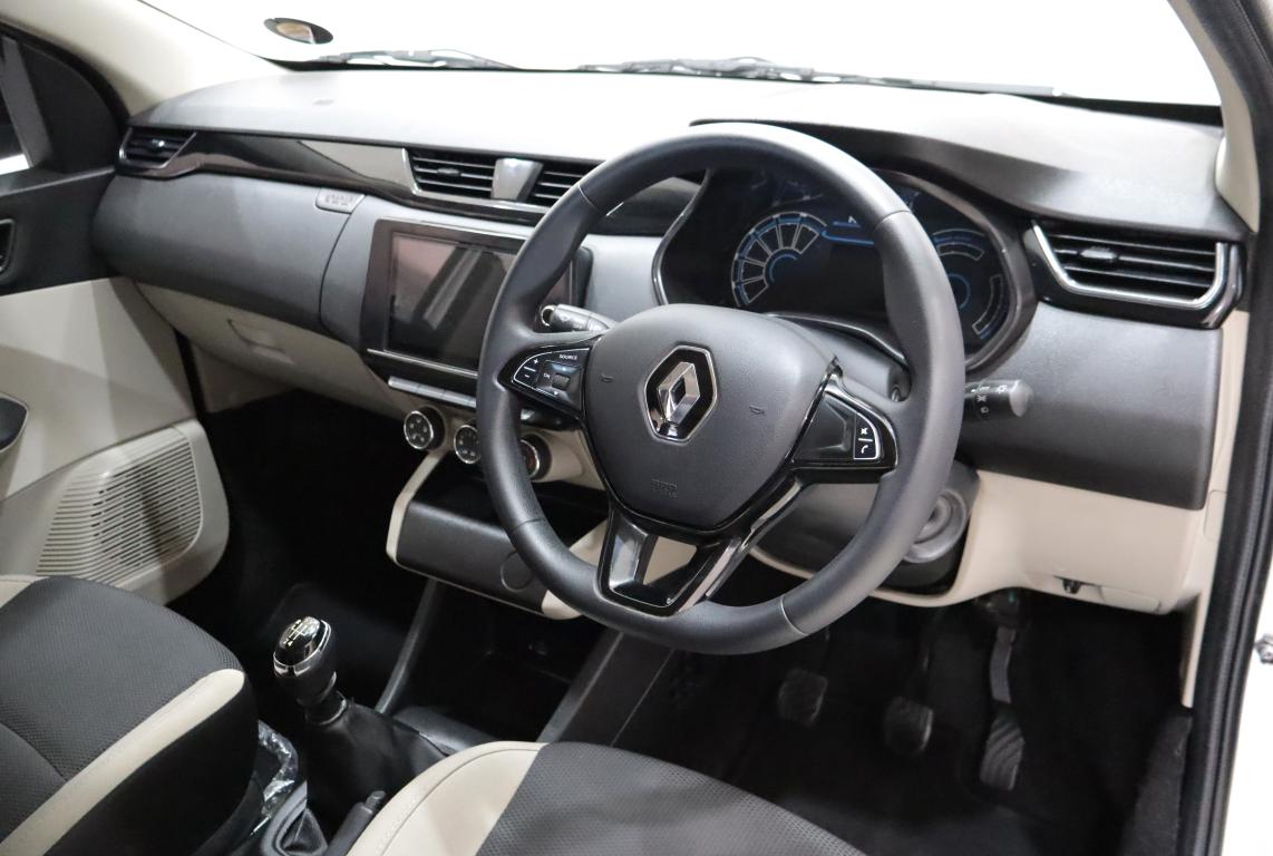 2025 Renault Triber 1.0 Dynamique