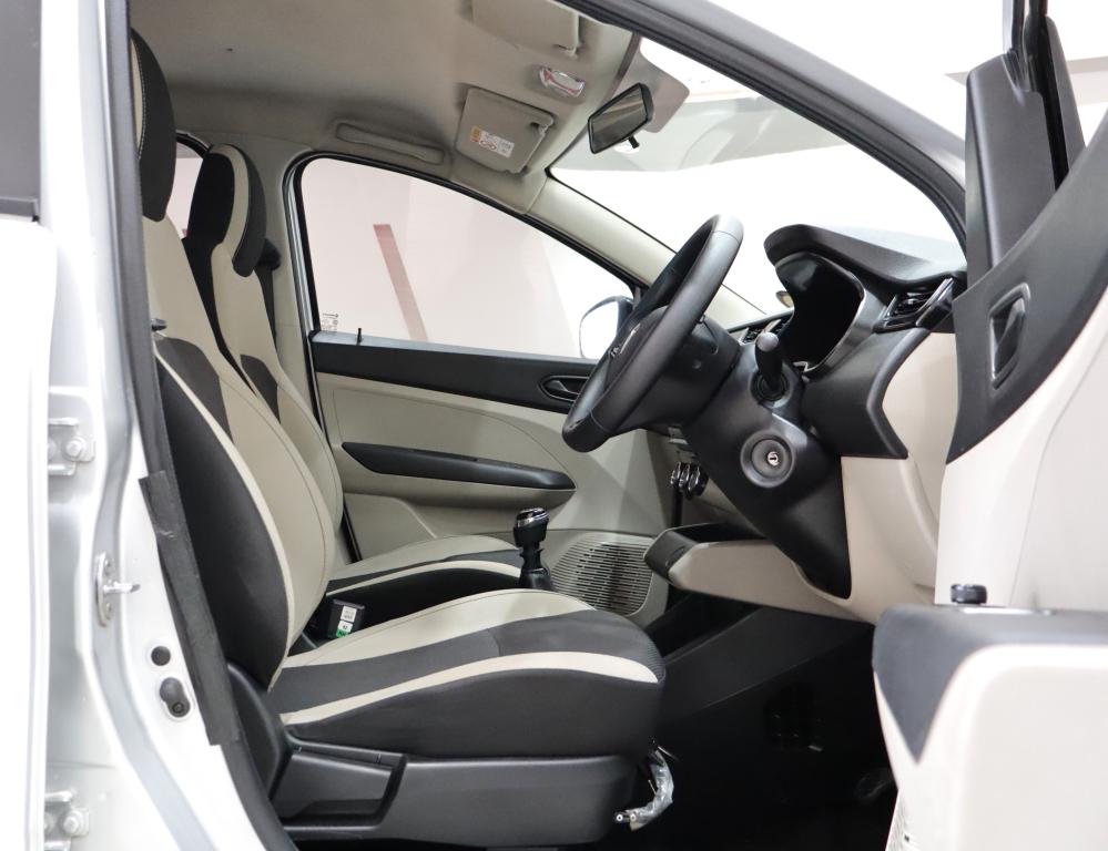 2025 Renault Triber 1.0 Dynamique