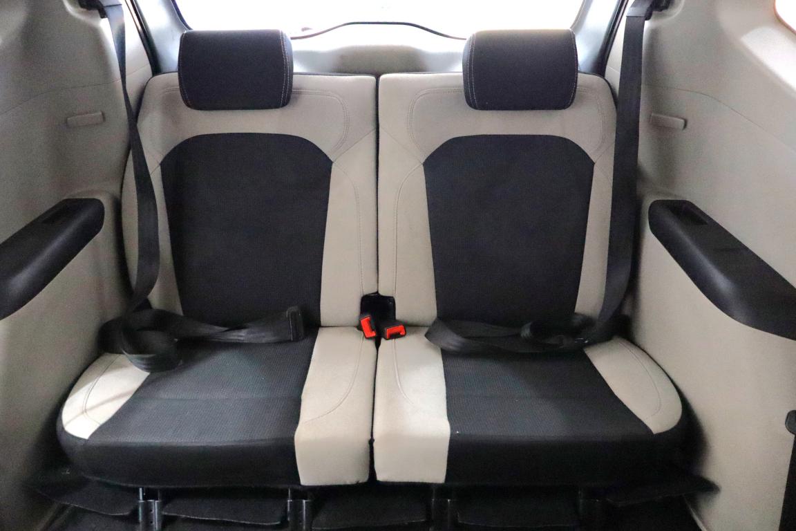 2025 Renault Triber 1.0 Dynamique