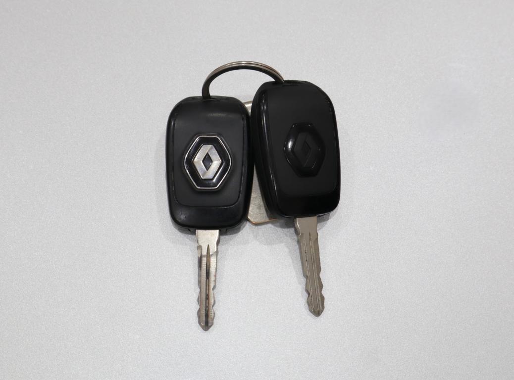 2025 Renault Triber 1.0 Dynamique