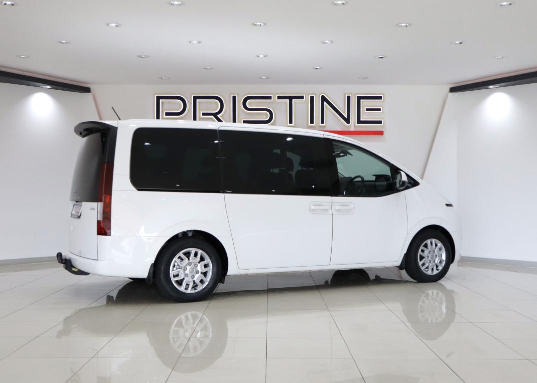 2023 Hyundai Staria 2.2D Executive 9-seater