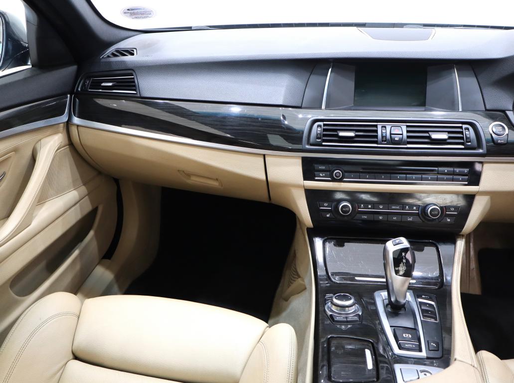 2014 BMW 5 Series 520d M Sport
