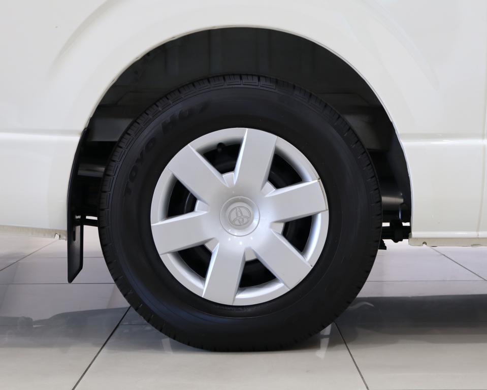 2025 Toyota Quantum 2.5D-4D Sesfikile