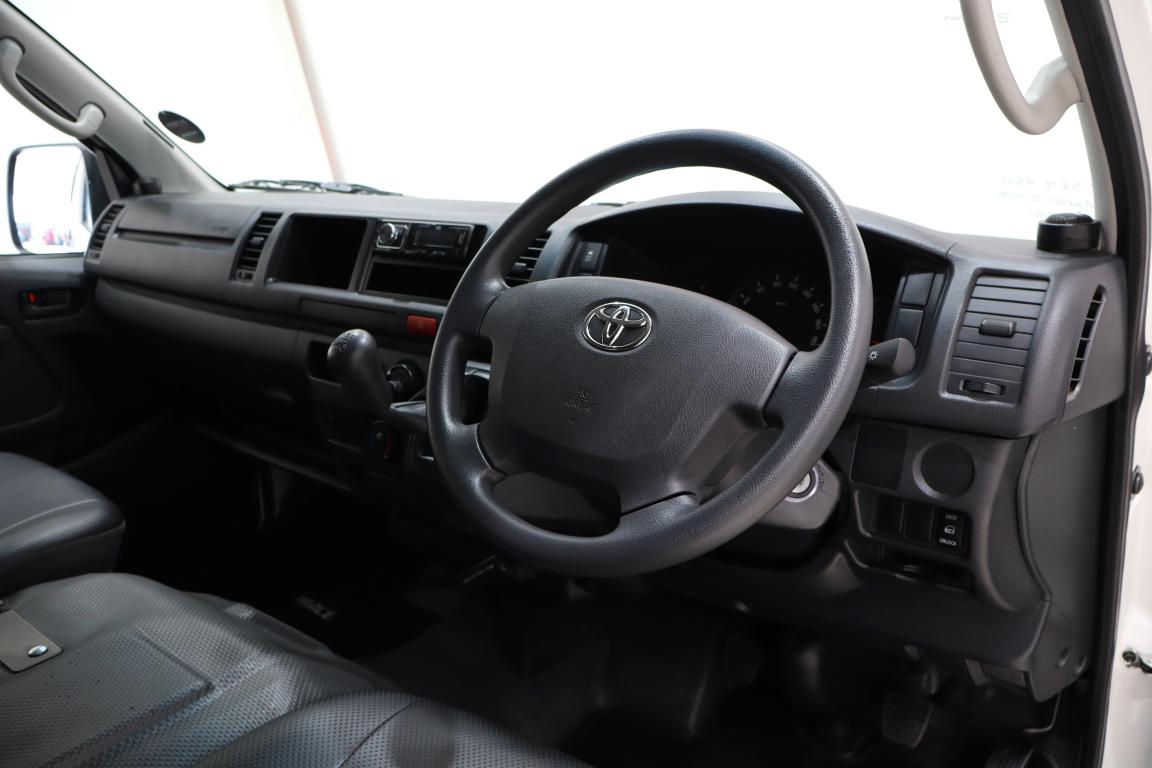 2025 Toyota Quantum 2.5D-4D Sesfikile