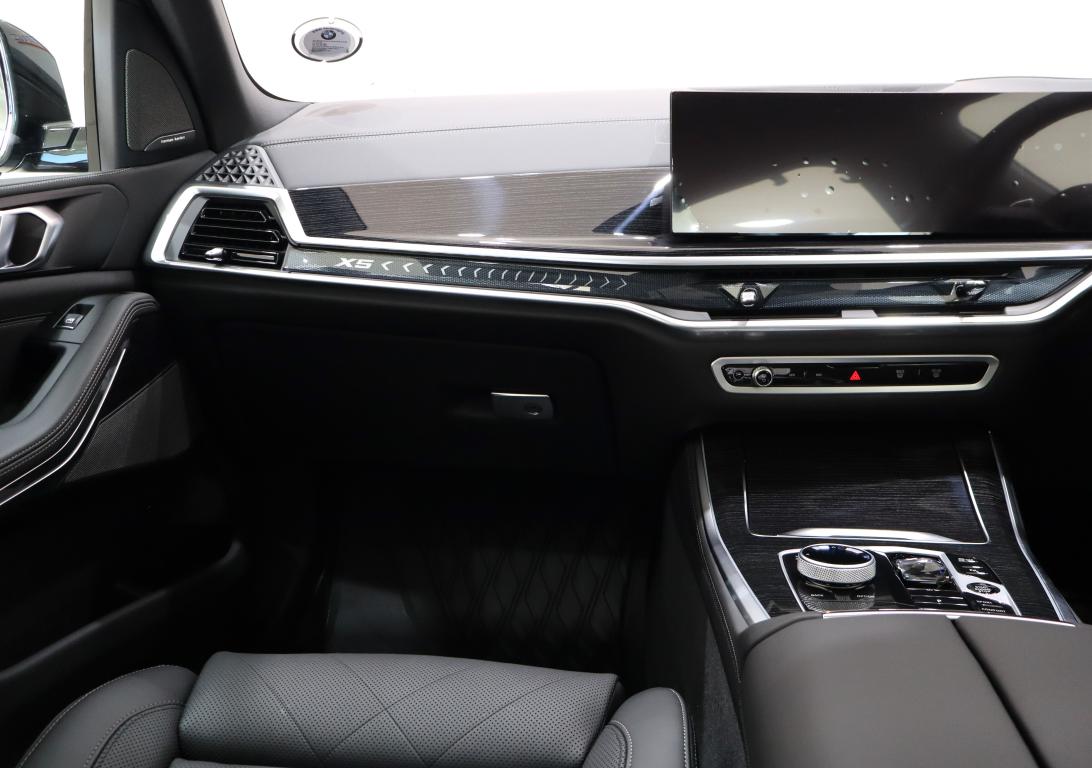 2025 BMW X5 xDrive30d M Sport Pro