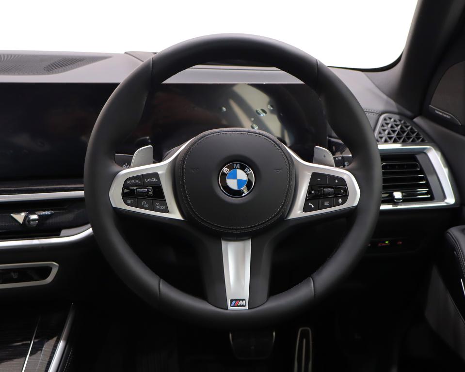 2025 BMW X5 xDrive30d M Sport Pro