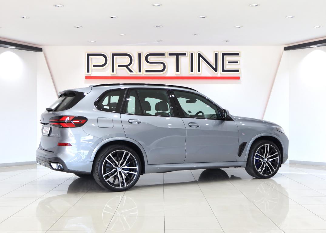 2025 BMW X5 xDrive30d M Sport Pro